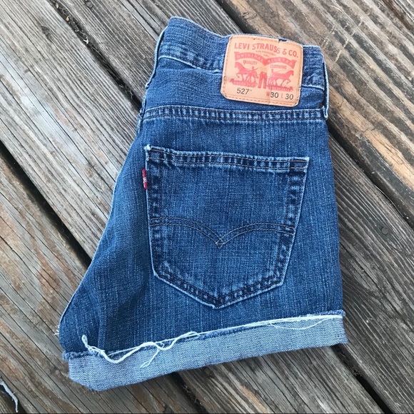 Levi cutoff shorts - Picture 2 of 4
